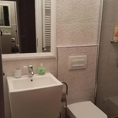 Spacious Mountain-view With Hot Tub And Free Parking 10 Min To Old Town Apartamento *