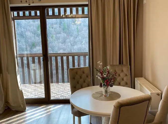 Appartement Spacious Mountain-view With Hot Tub And Free Parking 10 Min To Old Town