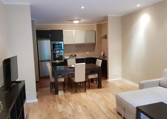 Spacious Mountain-view With Hot Tub And Free Parking 10 Min To Old Town