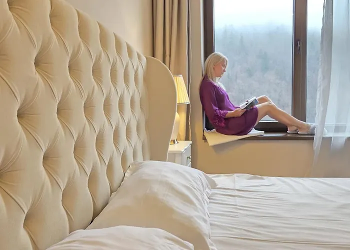 Spacious Mountain-view With Hot Tub And Free Parking 10 Min To Old Town * Braşov